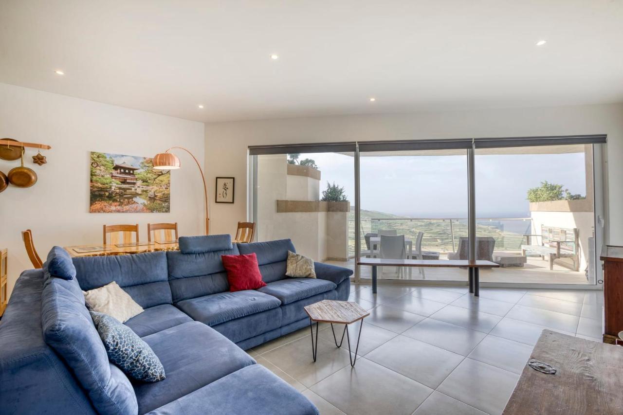 Apartment With Pool-Hosted By Sweetstay Zebbug  Exteriör bild