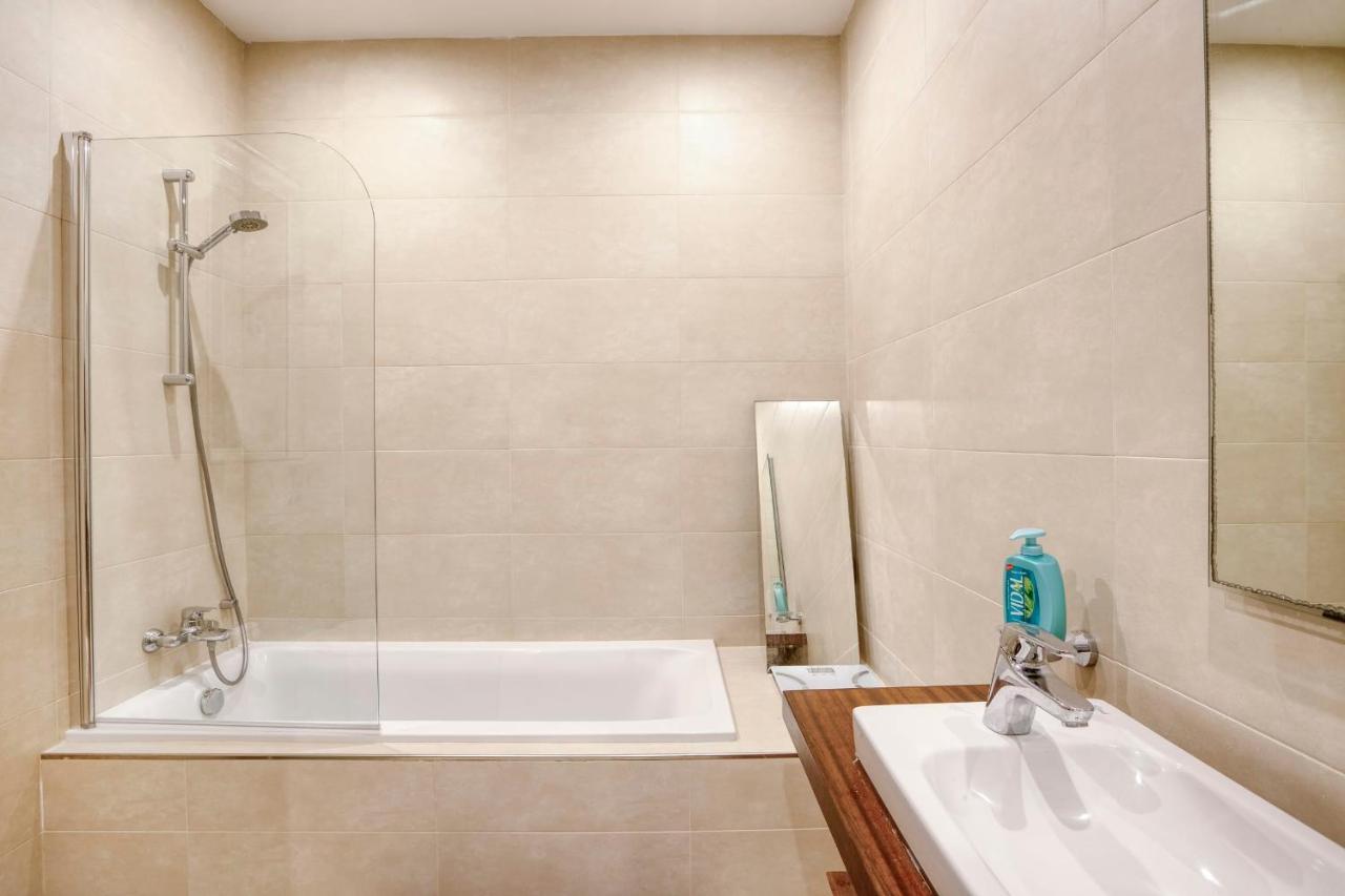 Apartment With Pool-Hosted By Sweetstay Zebbug  Exteriör bild